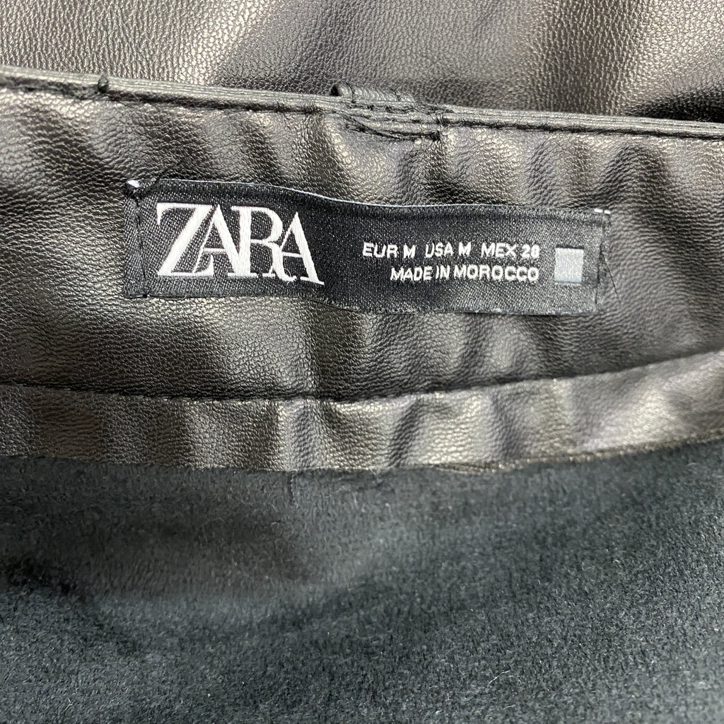 ZARA　ザラ　フェイクレザーロングスカート　黒　ブラック　Mサイズ　古着