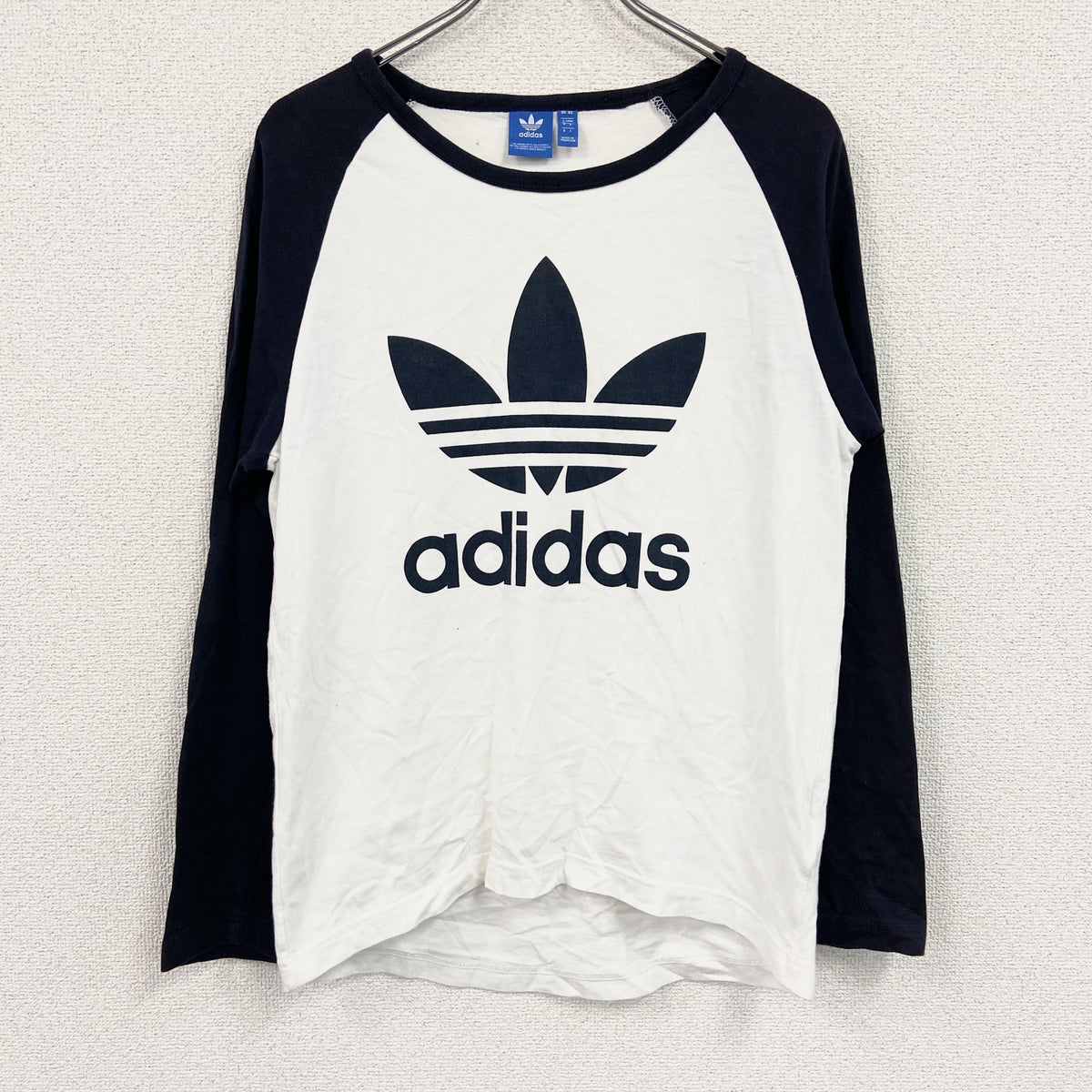adidas　アディダス　長袖ロゴプリントTシャツ/ロンT　ラグランスリーブ　バイカラー　白　ホワイト　黒　ブラック　Lサイズ　古着