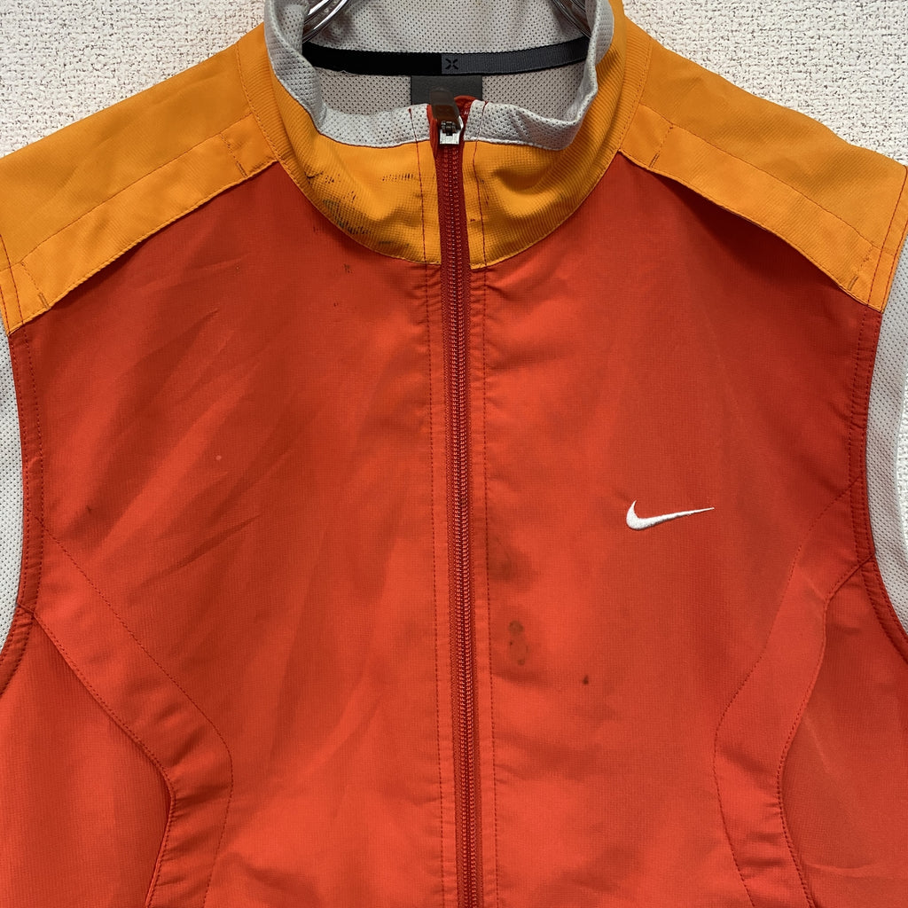 NIKE　ナイキ　フルジップベスト　スウッシュ　オレンジ　Lサイズ　古着