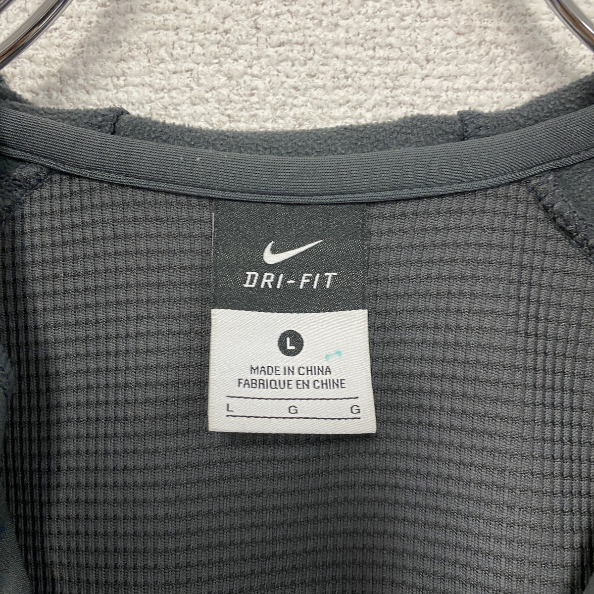 NIKE　ナイキ　DRI-FIT　フルジップパーカー/ジャージ　スウッシュ　グレー　Lサイズ　古着