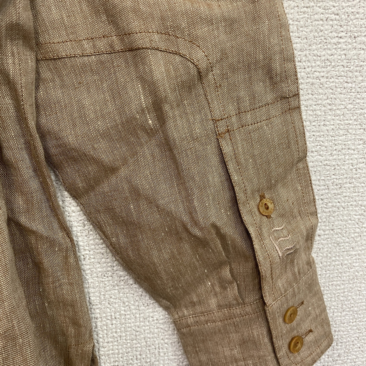 ESCADA SPORT　エスカーダスポーツ　長袖リネンシャツ　ベージュ　38サイズ　古着