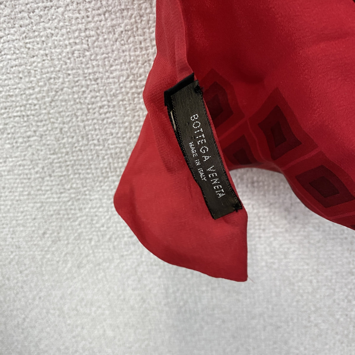 BOTTEGA VENETA　ボッテガヴェネタ　ストール　幾何学模様　赤　レッド　 古着