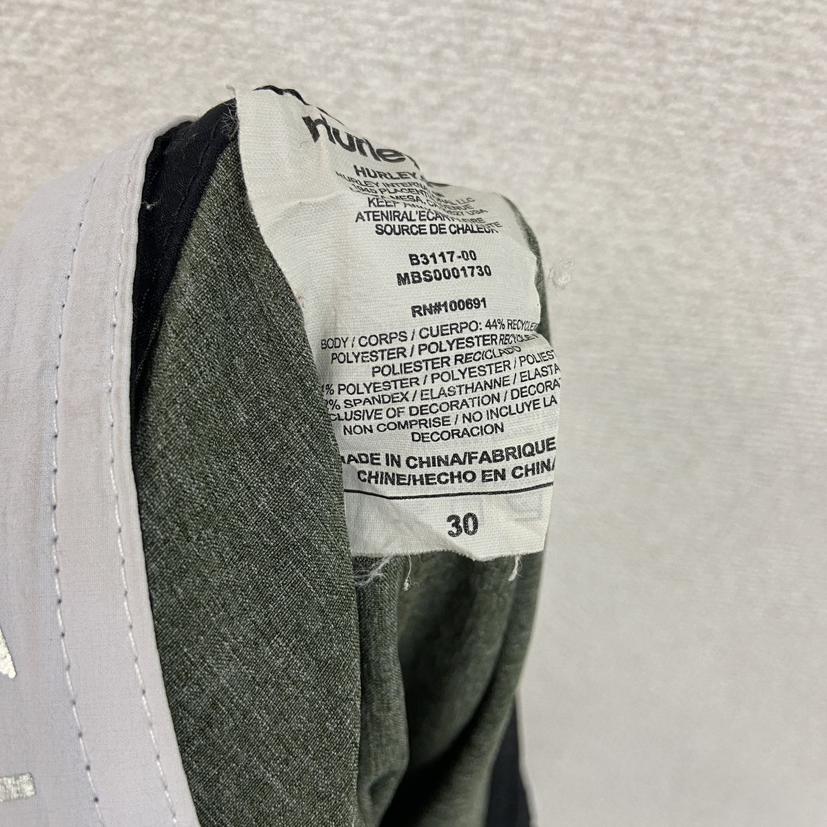 Hurley　ハーレー　ハーフパンツ/ショートパンツ　カーキ　30サイズ　古着