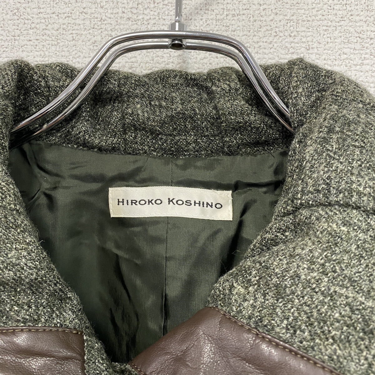 HIROKO KOSHINO　ヒロココシノ　ツイードジャケット　フラットカラー　緑　グリーン　40サイズ　古着