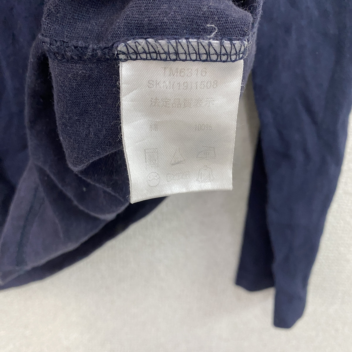 HANG TEN　ハンテン　長袖プリントTシャツ/ロンT　紺　ネイビー　Mサイズ　古着