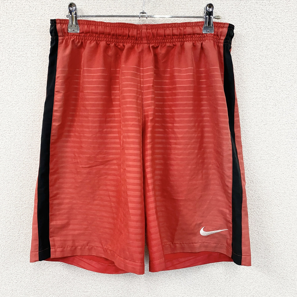 NIKE　ナイキ　ハーフパンツ/ショートパンツ　赤　レッド　Mサイズ　古着
