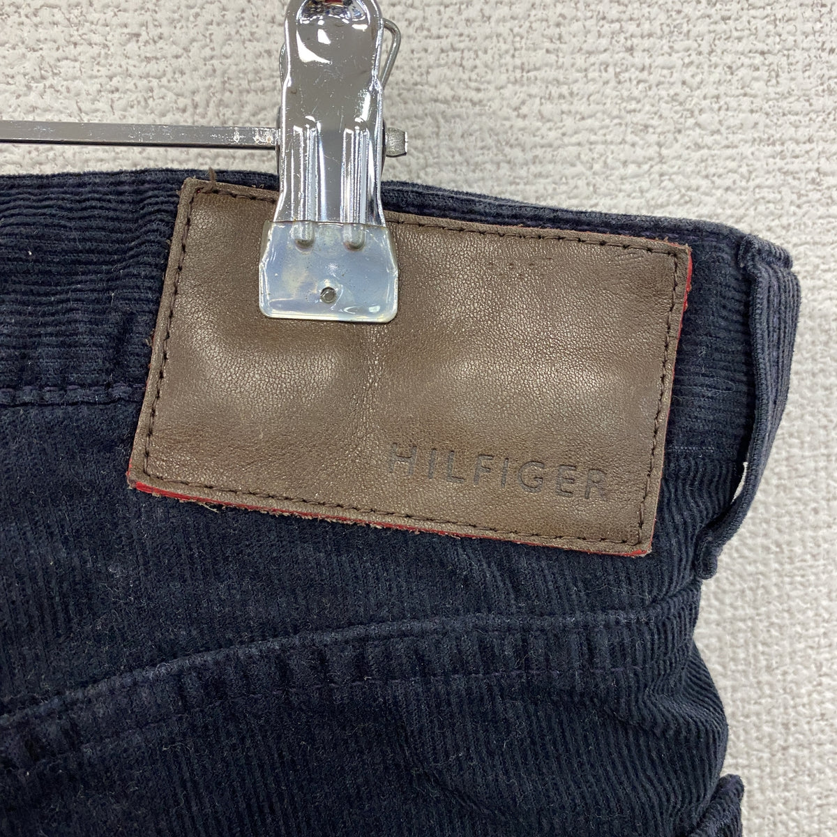 TOMMY HILFIGER　トミーヒルフィガー　コーデュロイパンツ　ジップフライ　黒　ブラック　32/32サイズ 古着