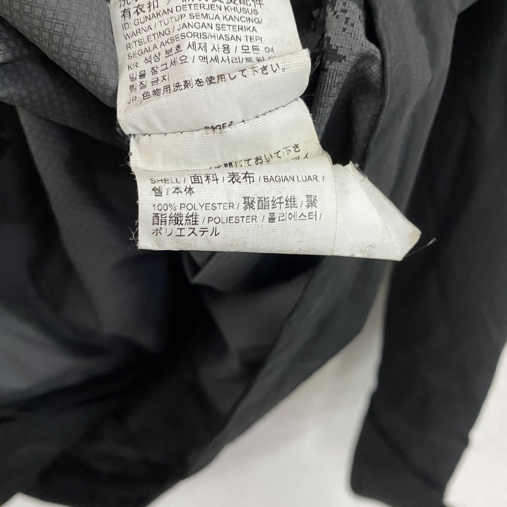 PUMA　プーマ　フルジップジャケット/ウィンドブレーカー　黒　ブラック　XLサイズ　古着