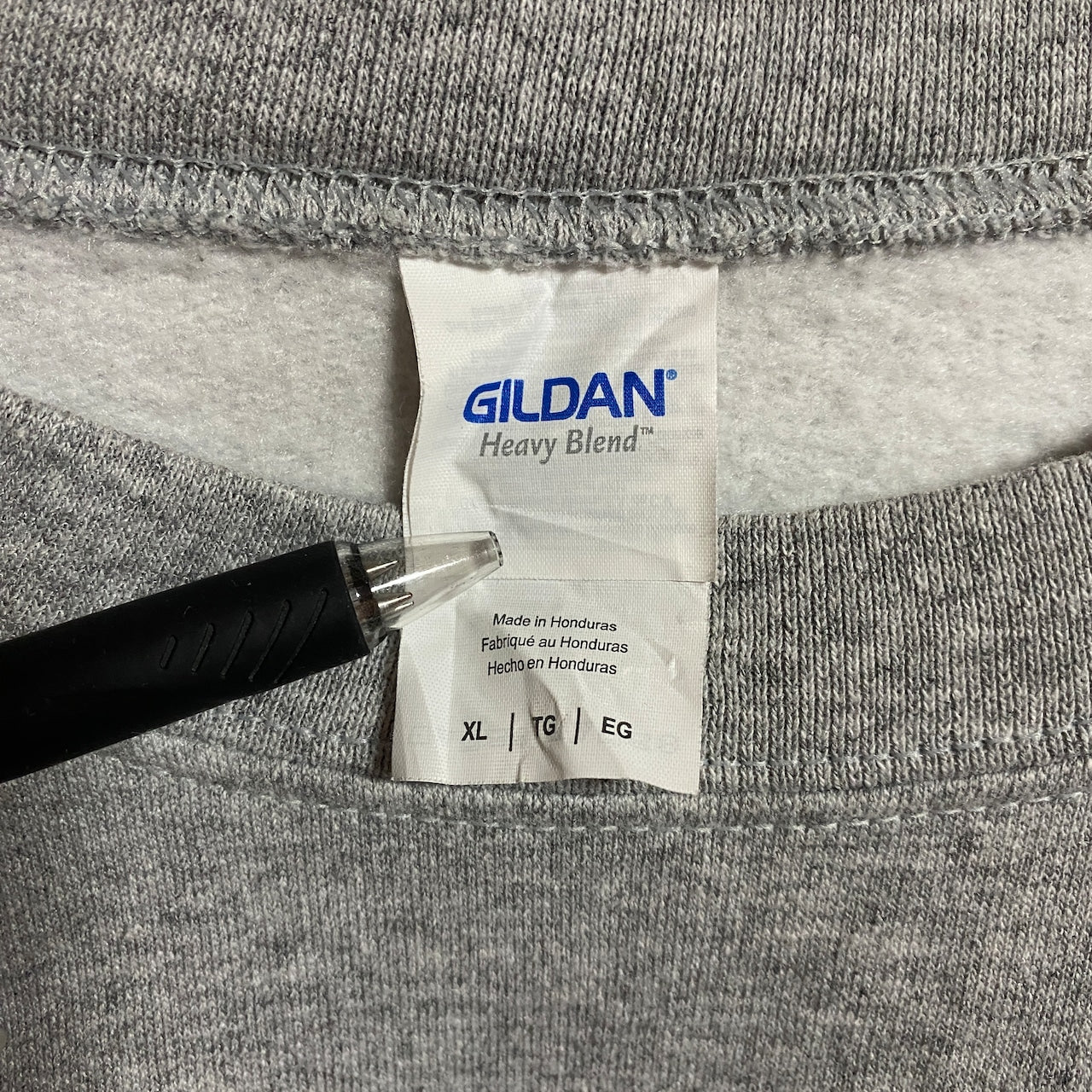 古着 used　GILDAN　長袖プリントスウェット　トレーナー　LOVE　ハート　グレー　秋冬服　ビッグシルエット　XLサイズ