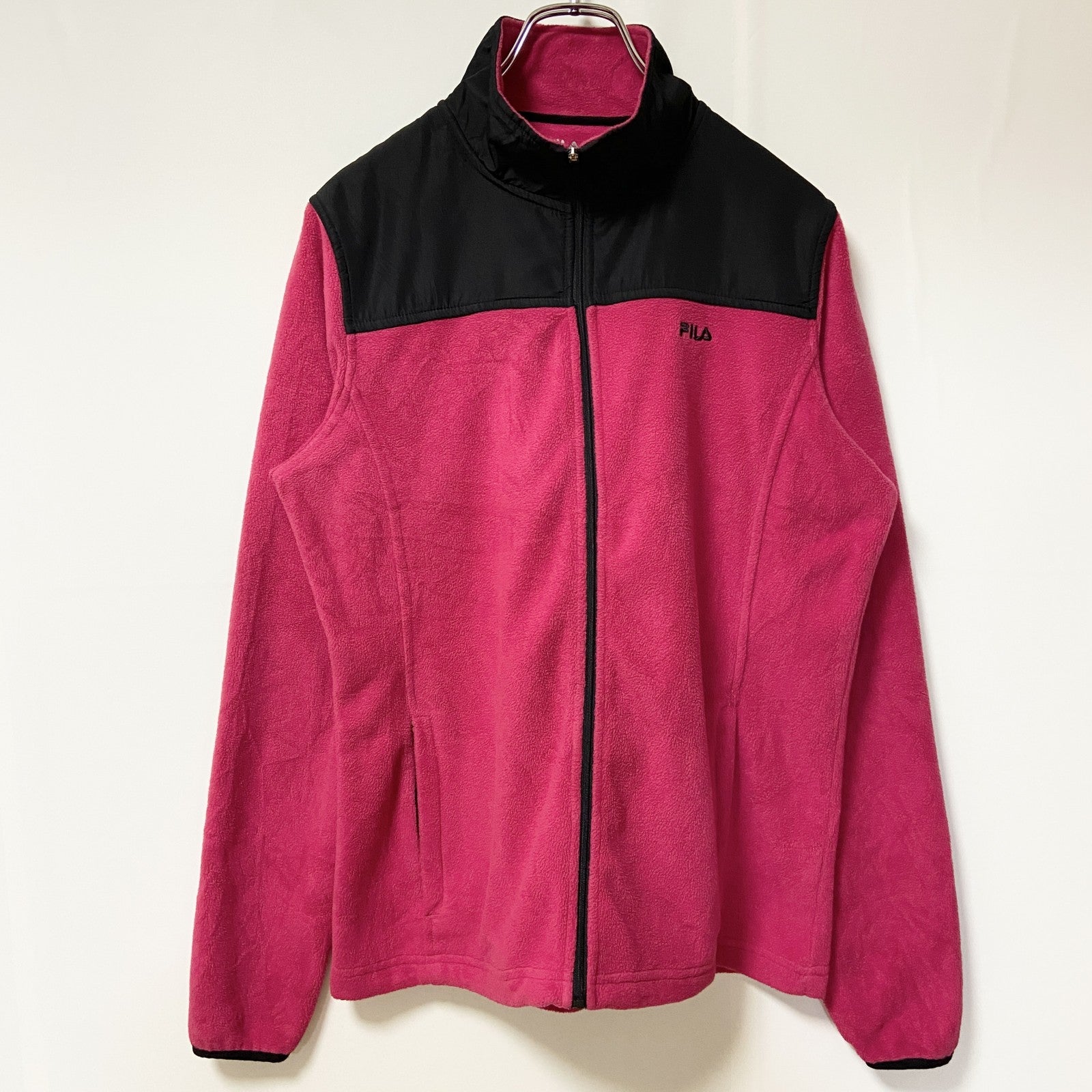 FILA 　フィラ　フリースジャケット/ボアジャケット　刺繍ロゴ　ワンポイント　ピンク　黒　ブラック　Lサイズ　古着