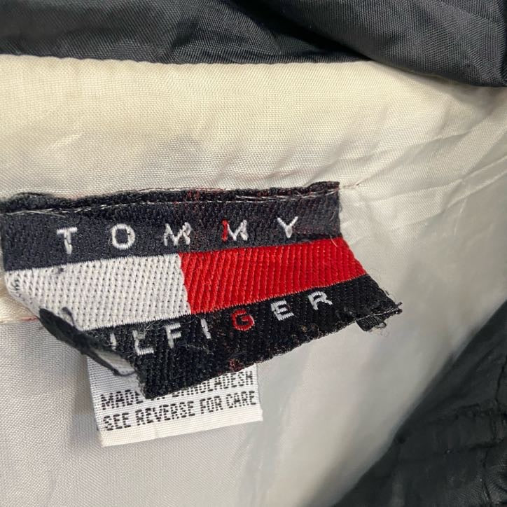 90s～　TOMMY HILFIGER　トミーヒルフィガー　フルジップナイロンジャケット　5つポケット　黒　ブラック　XLサイズ　　ヴィンテージ　古着