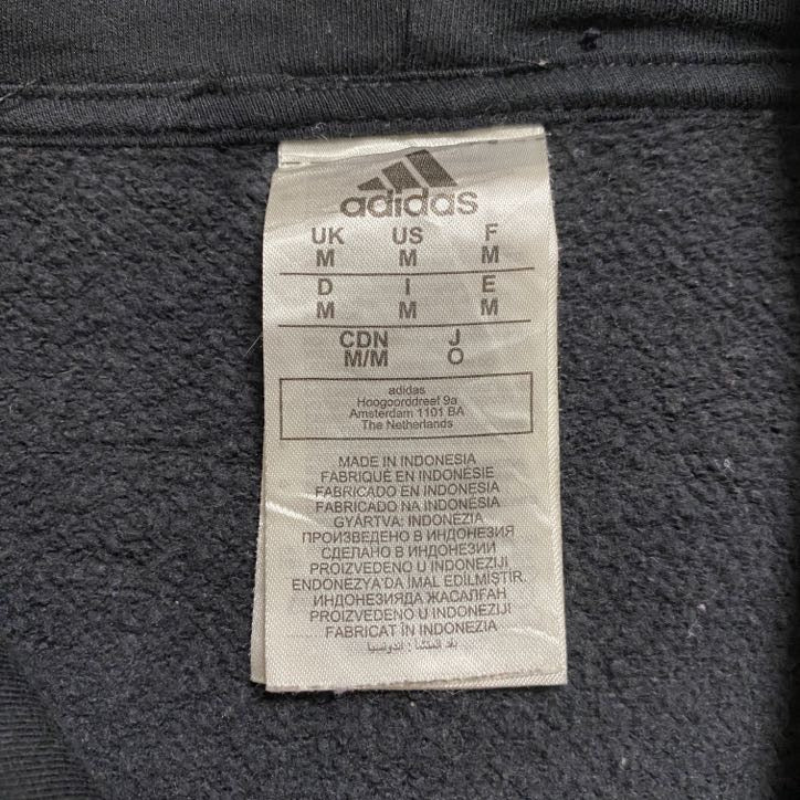 adidas　アディダス　長袖フロントプリントパーカー　スウェットプルオーバー　黒　ブラック　グレー　灰色　秋冬服　Mサイズ　古着