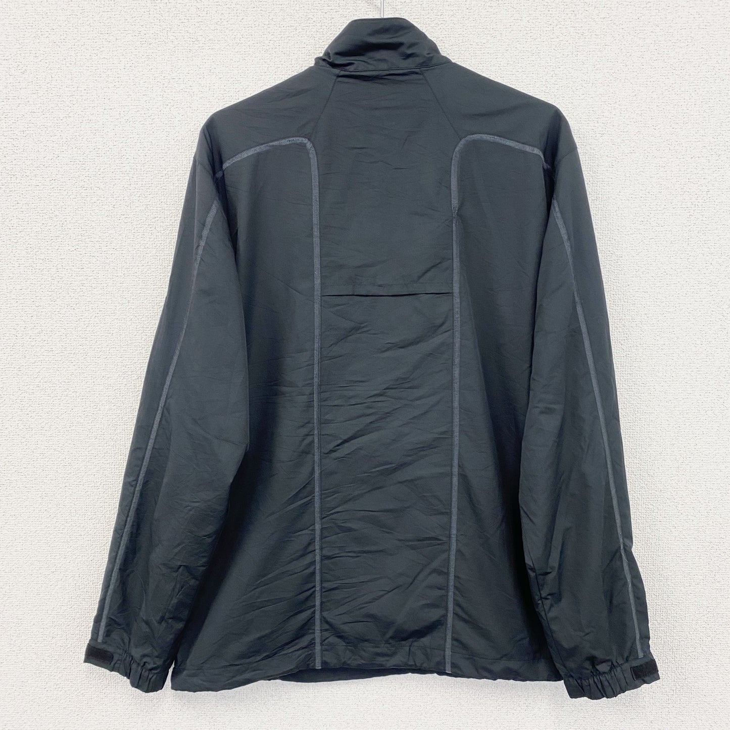 古着 used　NIKE GOLF　ナイキゴルフ　ハーフジップナイロン刺繍ジャケット　黒　ブラック　Lサイズ