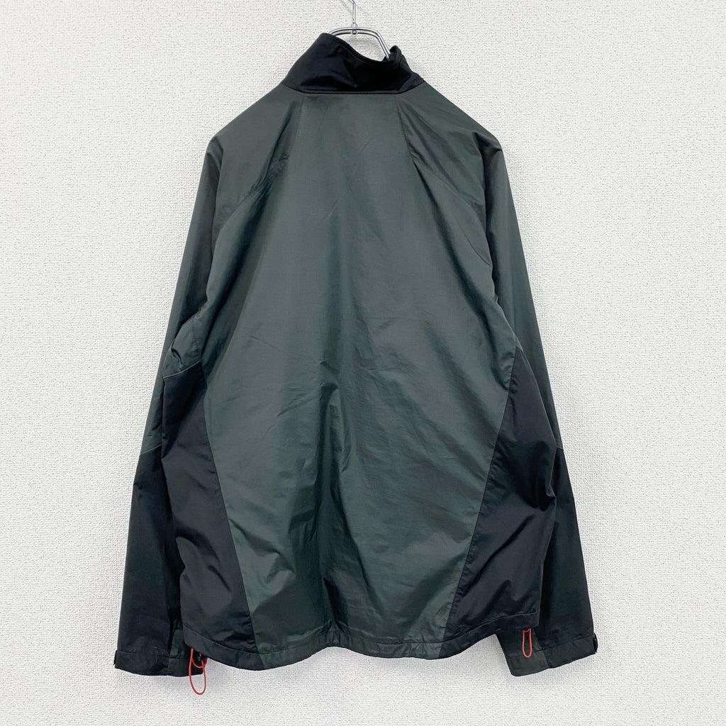 NIKE　ナイキ　フルジップジャケット　スウッシュ　ダークグレー　黒　ブラック　XLサイズ　古着