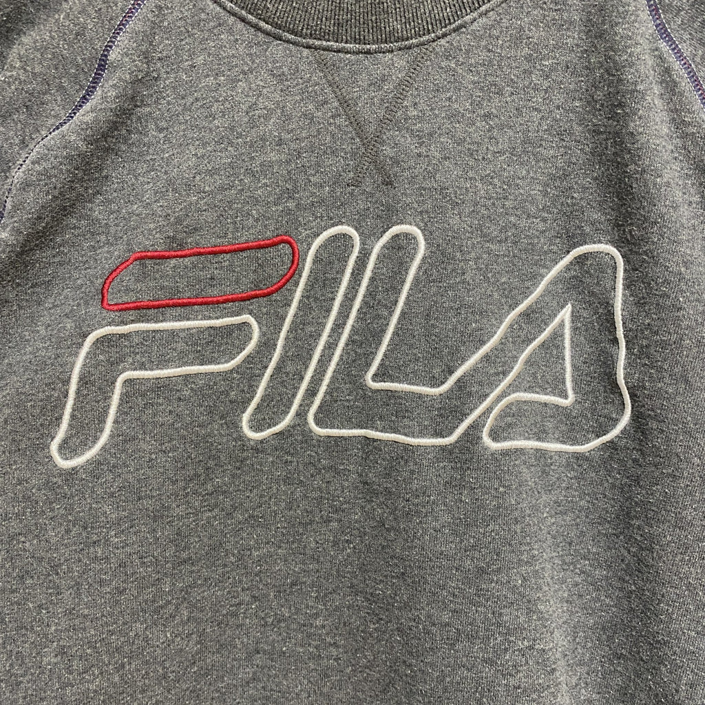 FILA　フィラ　長袖ビッグロゴ刺繍スウェット　トレーナー　クルーネック　グレー　灰色　秋冬服　Sサイズ　古着