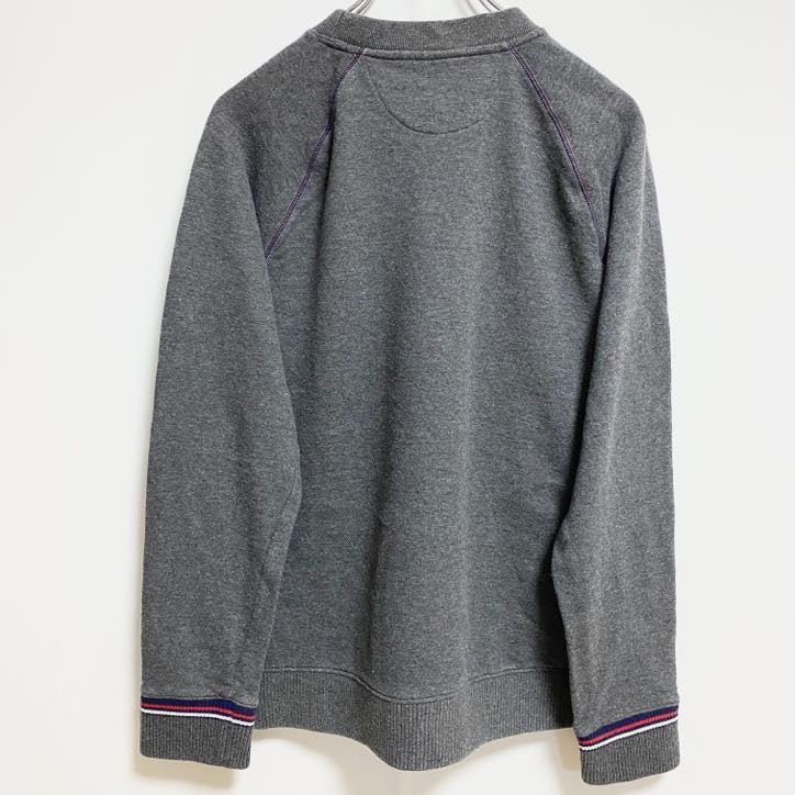 FILA　フィラ　長袖ビッグロゴ刺繍スウェット　トレーナー　クルーネック　グレー　灰色　秋冬服　Sサイズ　古着