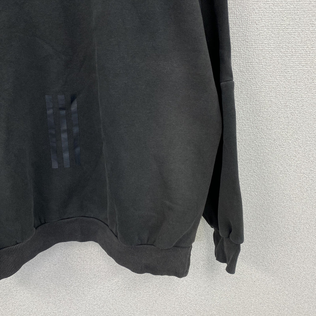 adidas　アディダス　スウェット/トレーナー　フェード　パフォーマンスロゴ　刺繍ロゴ　ワンポイント　黒　ブラック　Lサイズ　古着