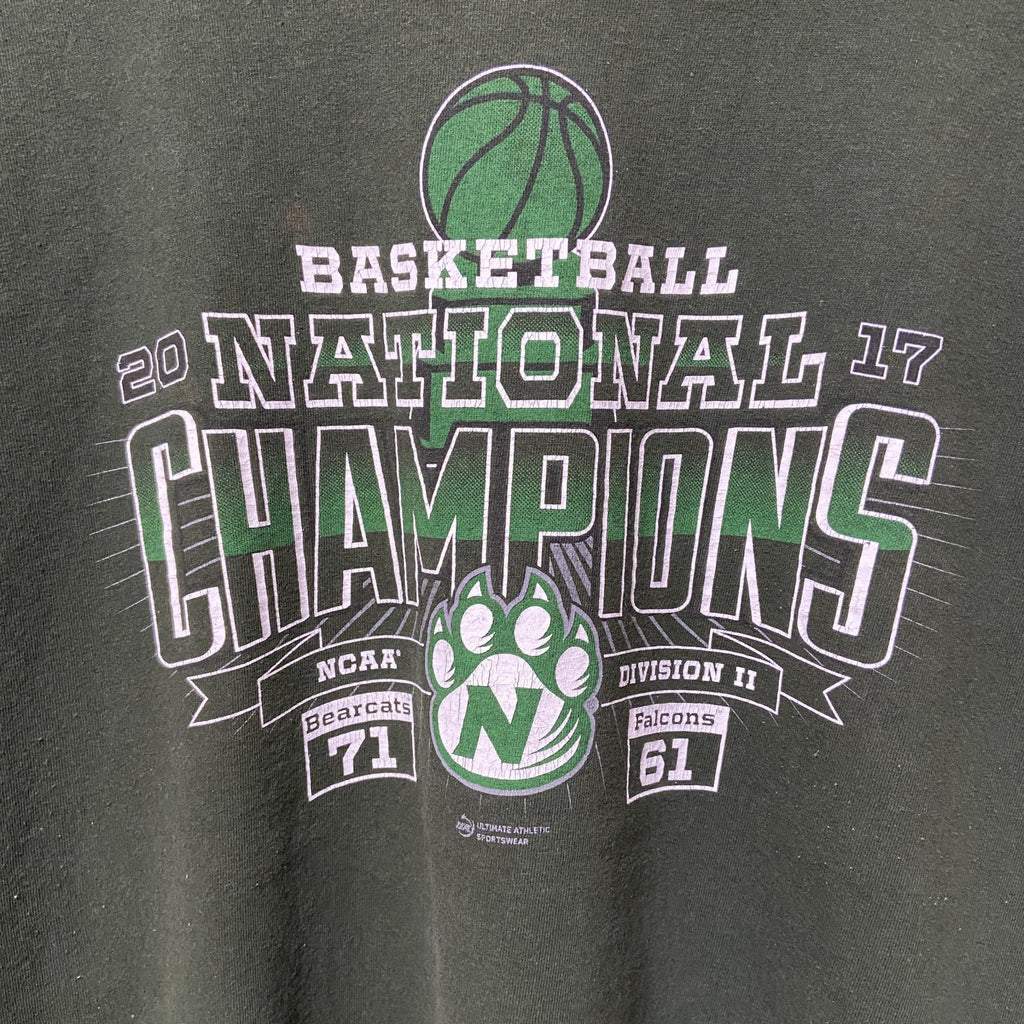 GILDAN　NCAA　NATIONAL CHAMPIONS　バスケ　半袖プリントTシャツ　緑　グリーン　スポーツ　古着