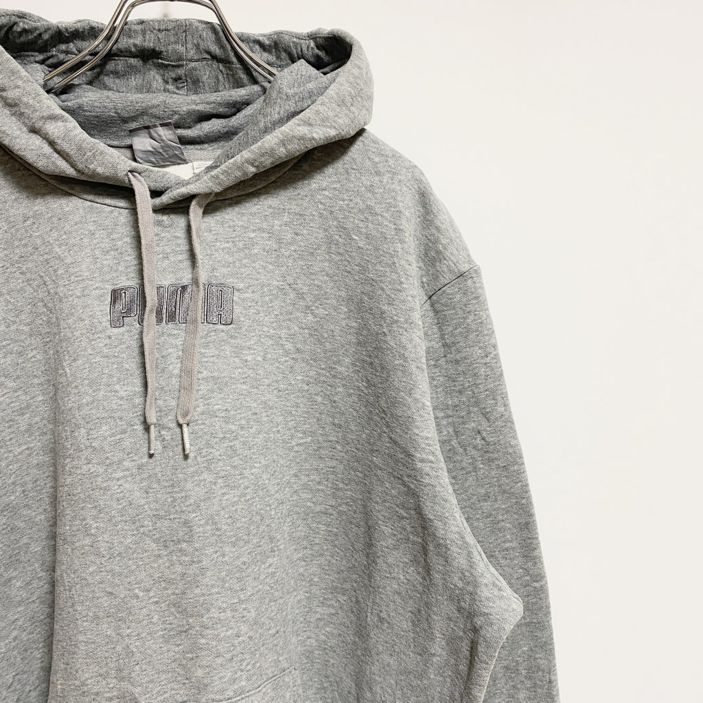 PUMA　プーマ　長袖ワンポイントロゴ刺繍パーカー　グレー　灰色　秋冬服　ビッグシルエット　XLサイズ　古着