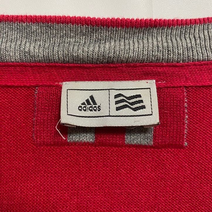 adidas アディダスゴルフ　長袖Vネックニット　セーター　ワンポイントロゴ刺繍　ライン　赤　レッド　XLサイズ　古着