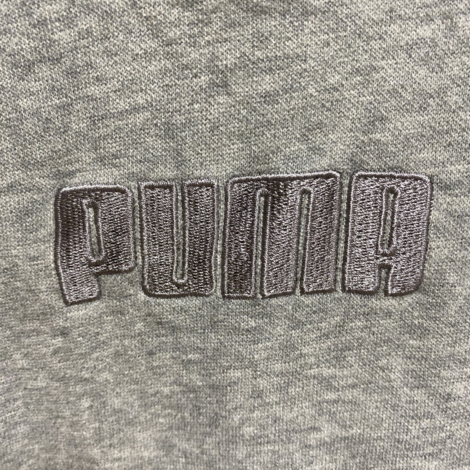 PUMA　プーマ　長袖ワンポイントロゴ刺繍パーカー　グレー　灰色　秋冬服　ビッグシルエット　XLサイズ　古着