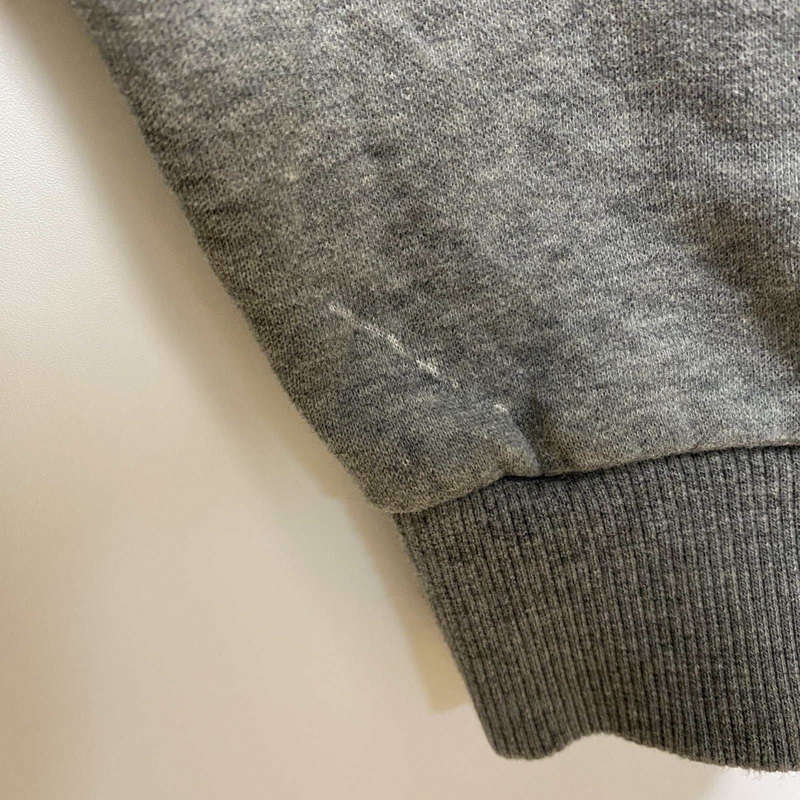 PUMA　プーマ　長袖ワンポイントロゴ刺繍パーカー　グレー　灰色　秋冬服　ビッグシルエット　XLサイズ　古着