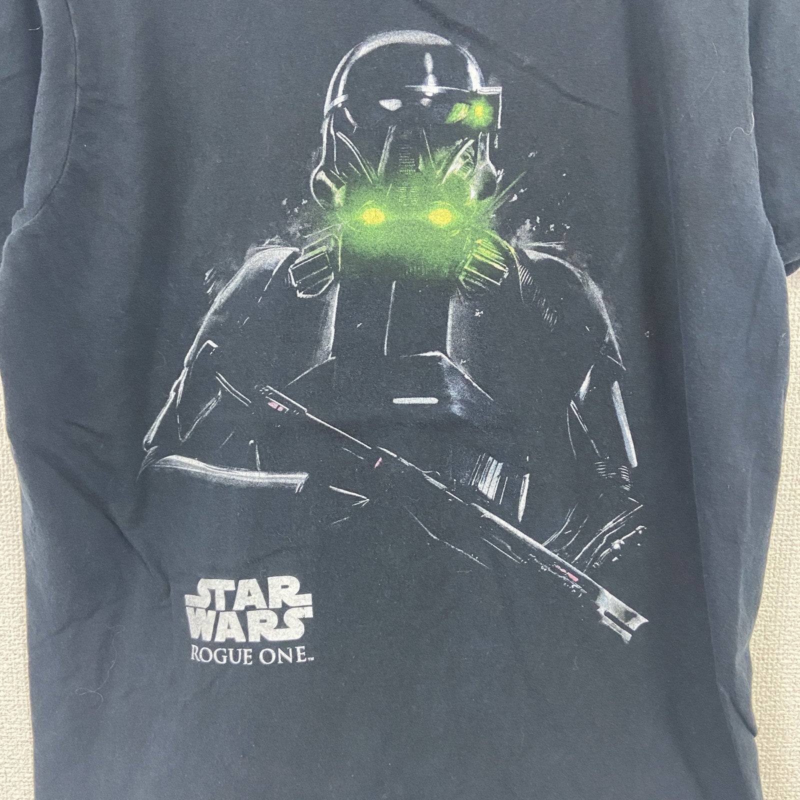 STAR WARS　スターウォーズ　Disney　ディズニー　半袖Tシャツ　ムービーT　黒　ブラック　Mサイズ　古着