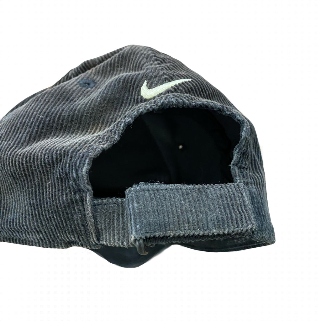 古着 used　NIKE GOLF　ナイキゴルフ　6パネルキャップ　コーデュロイベースボールキャップ　黒　ブラック　ONE SIZE