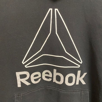 古着 used　Reebok　リーボック　長袖フロントロゴパーカー　黒　ブラック　秋冬服　ビッグシルエット　2XLサイズ