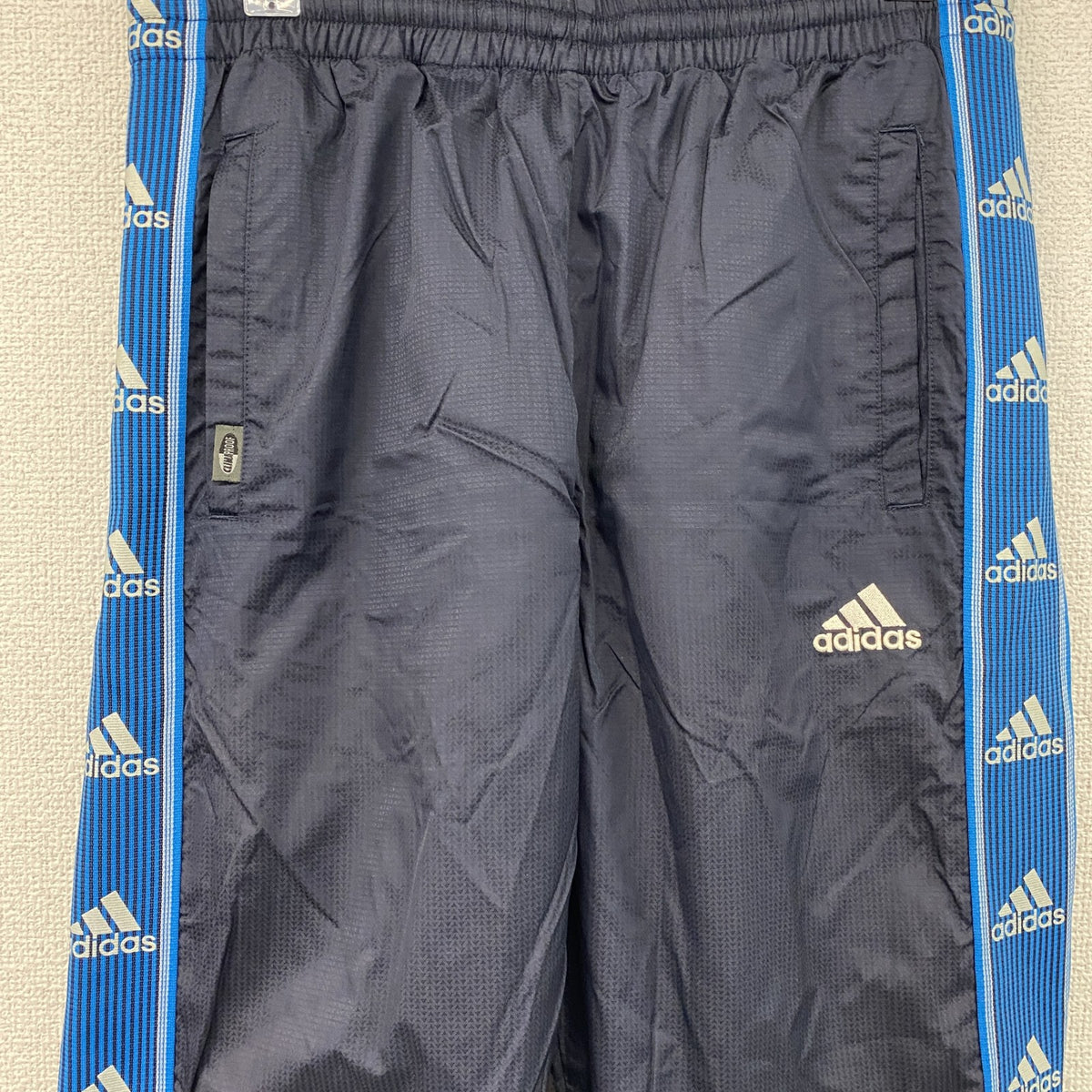 00s　adidas　アディダス　トラックパンツ/ジャージパンツ　パフォーマンスロゴ　ヴィンテージ　紺　ネイビー　Mサイズ メンズ ポリエステル 古着