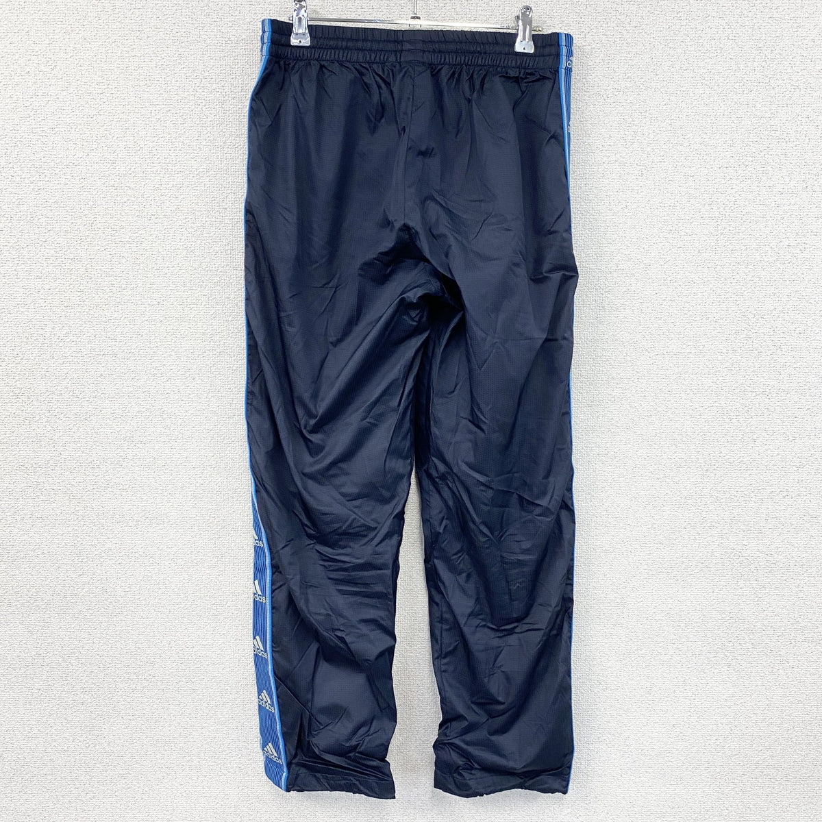 00s　adidas　アディダス　トラックパンツ/ジャージパンツ　パフォーマンスロゴ　ヴィンテージ　紺　ネイビー　Mサイズ メンズ ポリエステル 古着