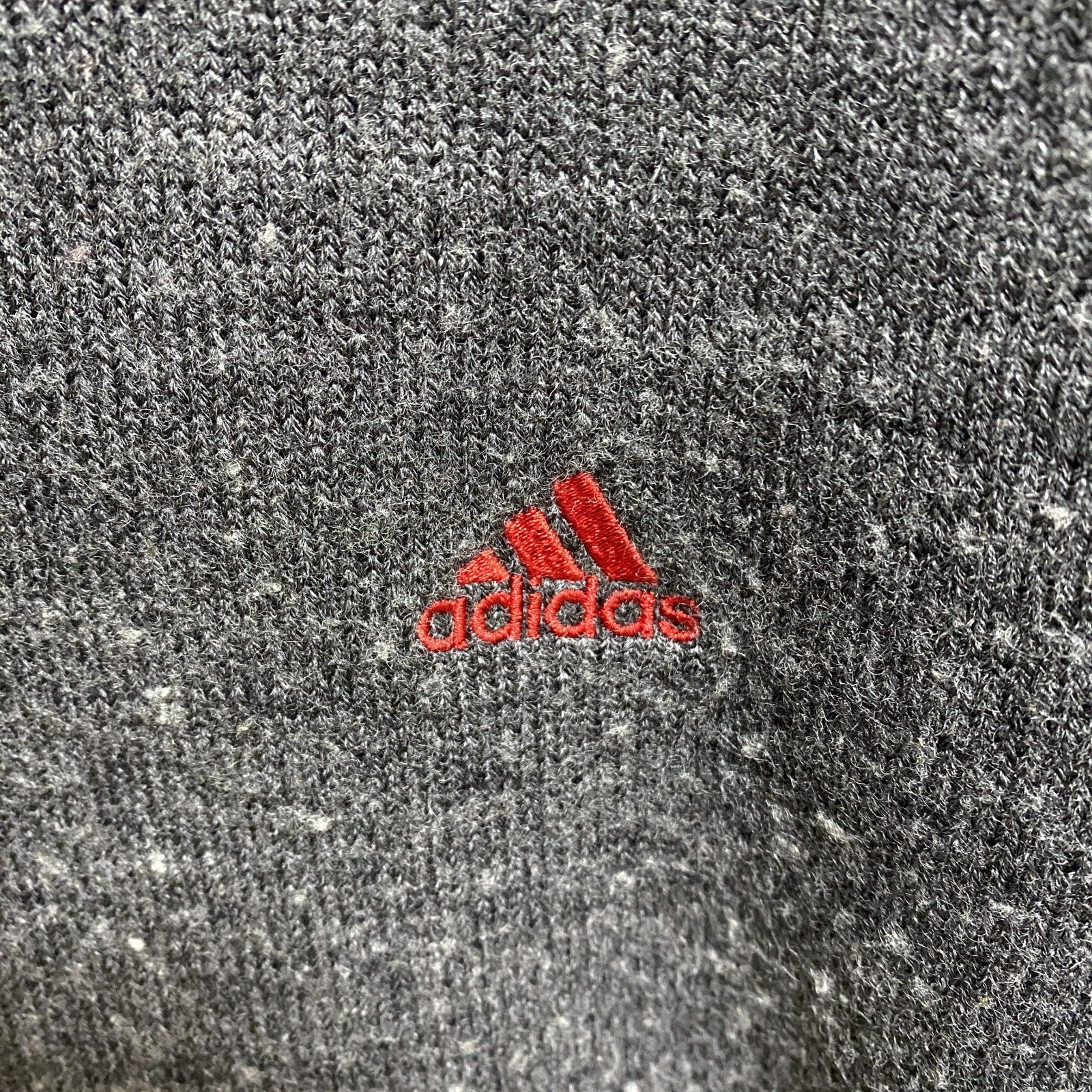 adidas　アディダス　長袖ニットパーカー　セーター　ワンポイントロゴ刺繍　グレー　灰色　Mサイズ　古着