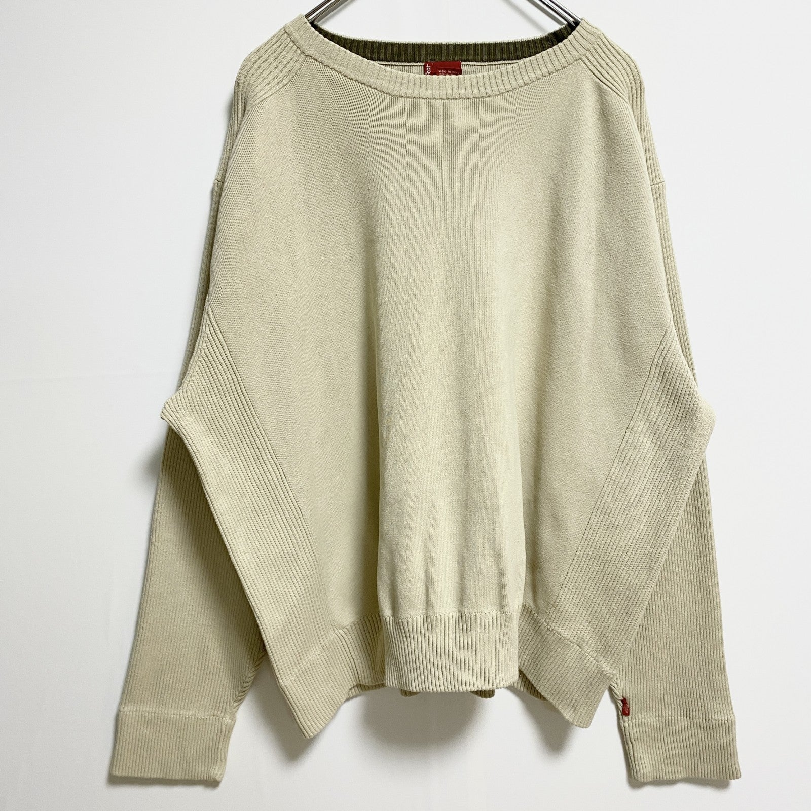 LEVI’S　リーバイス　長袖クルーネックニット　セーター　ノームコア　ベージュ　ビッグシルエット　2XLサイズ　古着