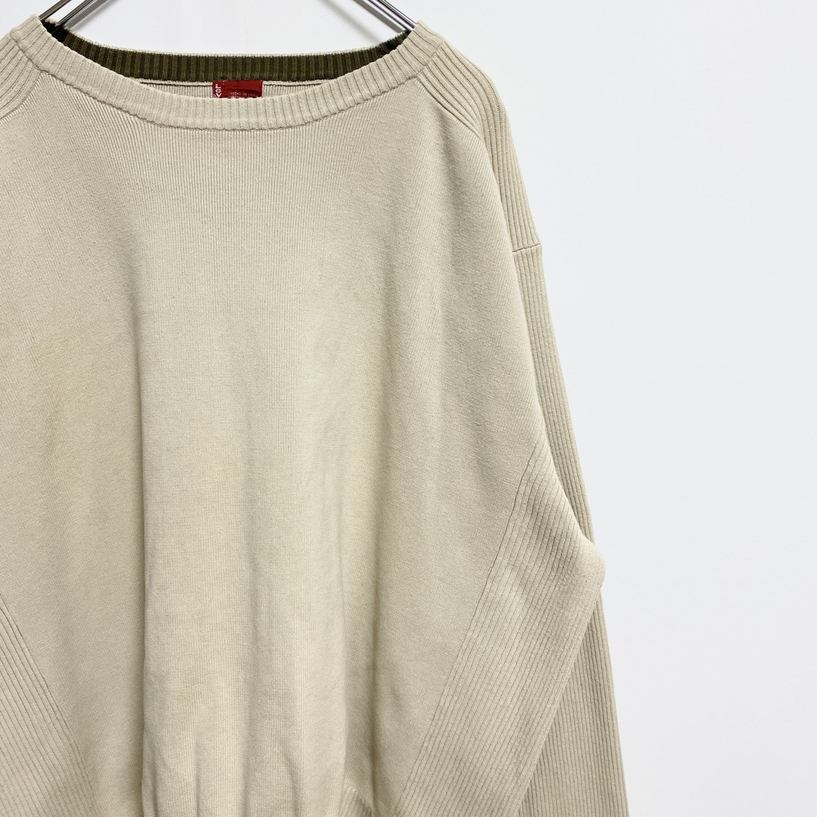 LEVI’S　リーバイス　長袖クルーネックニット　セーター　ノームコア　ベージュ　ビッグシルエット　2XLサイズ　古着