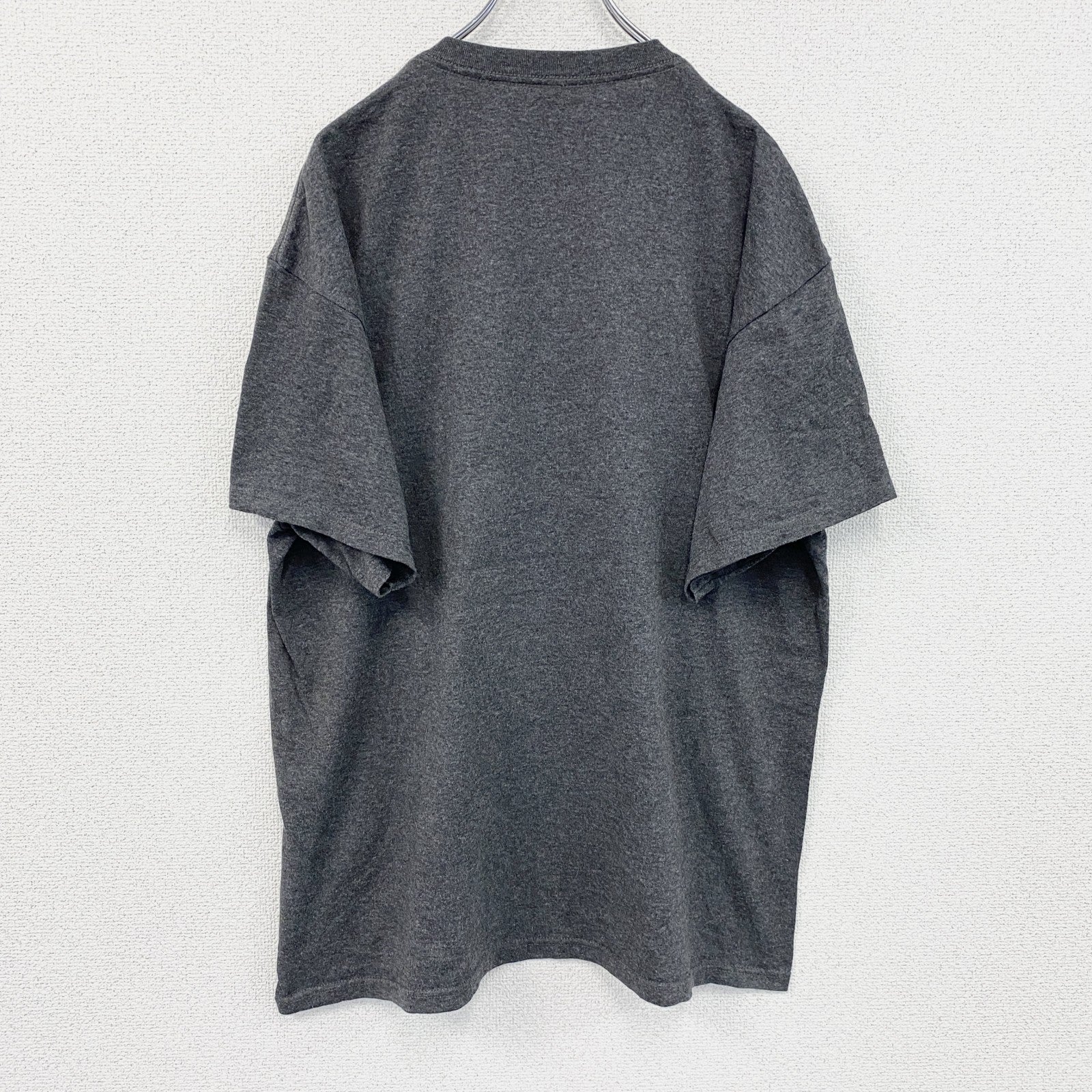 ME2　ミニオン　半袖プリントTシャツ　灰色　グレー　XLサイズ　古着