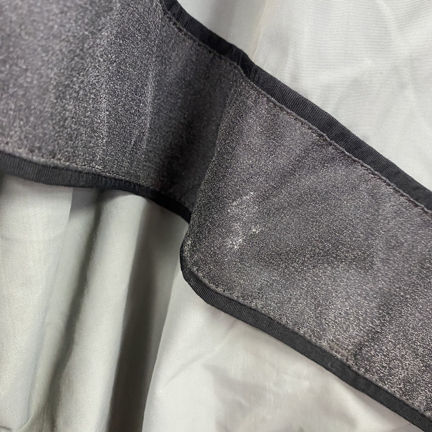 00s　米軍　U.S.ARMY　トレーニングジャケット　ナイロンジャケット　ヴィンテージ　グレー　Mサイズ