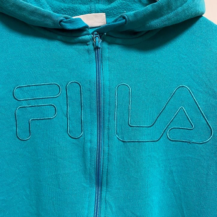 古着 used　FILA　フィラ　長袖ジップアップパーカー　スウェットプルオーバー　フロントロゴ刺繍　青　ブルー　秋冬服