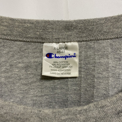 古着 used　Champion　チャンピオン　長袖無地スウェット　トレーナー　ノームコア　グレー　ビッグシルエット　XLサイズ