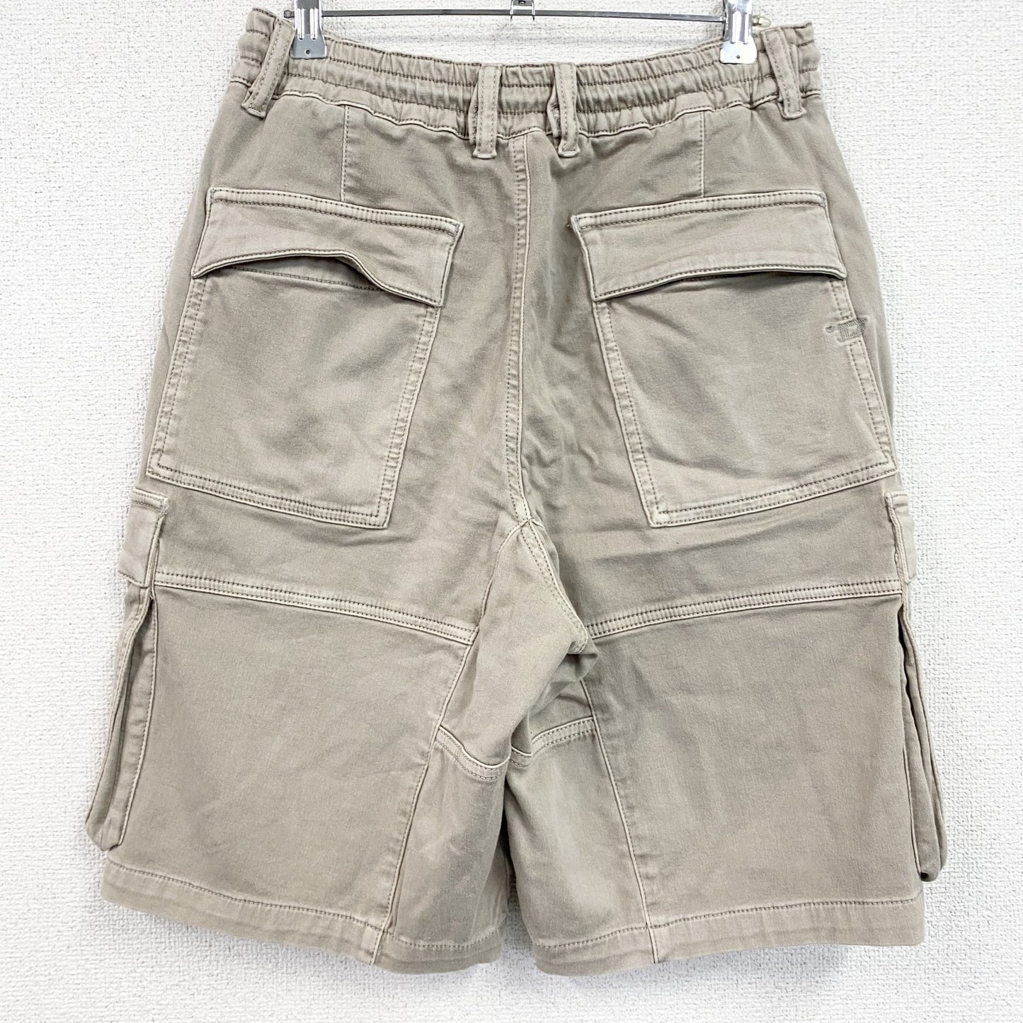 DIESEL　ディーゼル　カーゴハーフパンツ/ショートパンツ　ベージュ　28サイズ