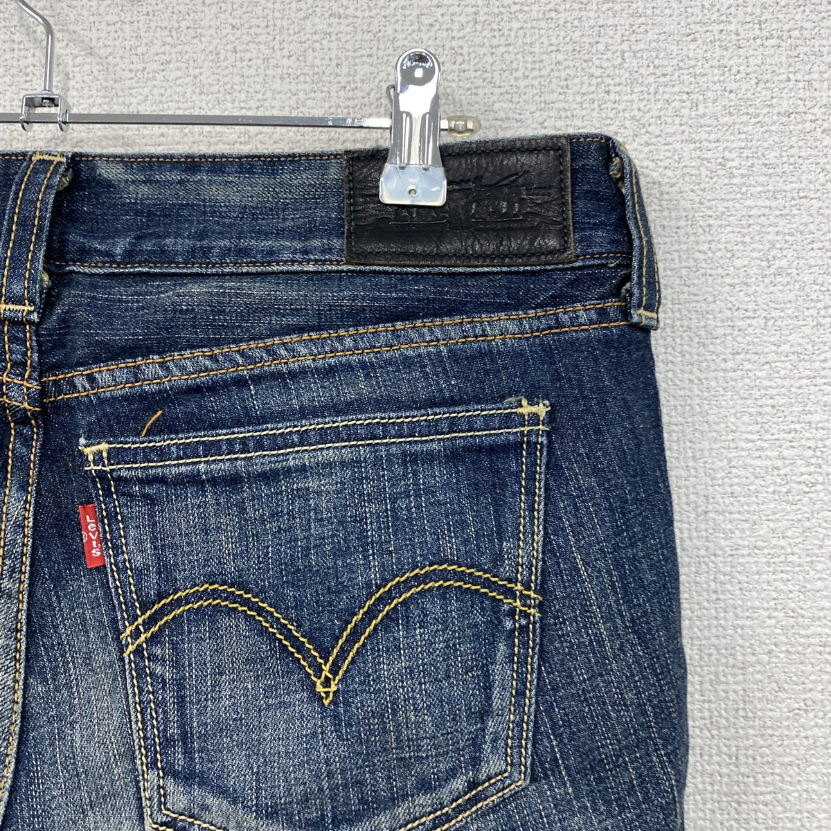 Levi's　リーバイス　デニムパンツ/ジーンズ　ジップフライ　鬼ヒゲ　縦落ち　フェード　インディゴ　31サイズ メンズ コットン 古着