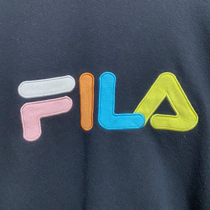 古着 used　FILA　フィラ　長袖クルーネックスウェット　トレーナー　ロゴ刺繍　黒　ブラック　秋冬服　Mサイズ