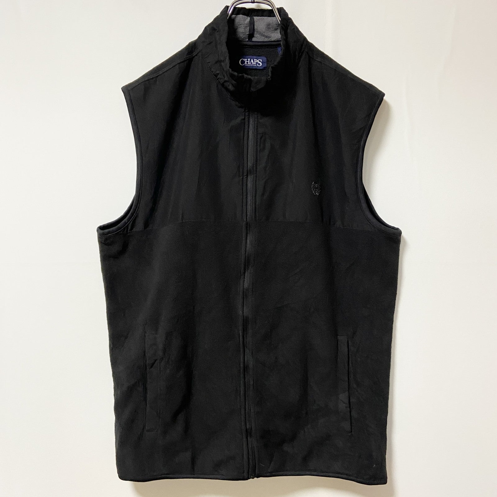 CHAPS　チャップス　異素材切替ハイネックニットベスト　ワンポイント刺繍　シンプル　黒　ブラック　Mサイズ　古着