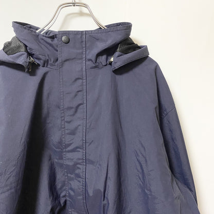 古着 used Eddie Bauer エディーバウアー　長袖マウンテンジャケット　ナイロン　ブルゾン　ネイビー　Mイズ