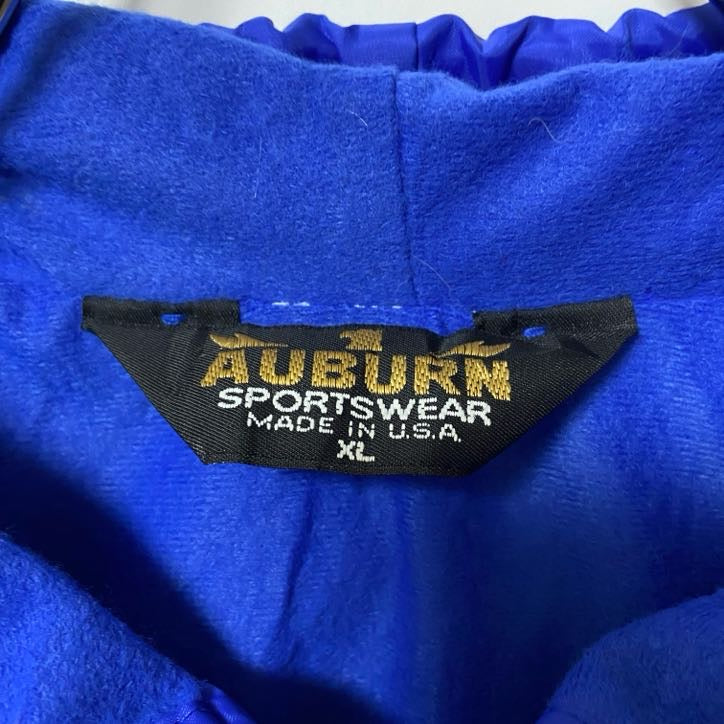 USA製　AUBURN　長袖ナイロンジャケット　フルジップパーカー　ワンポイント刺繍　ビッグシルエット　XLサイズ　古着