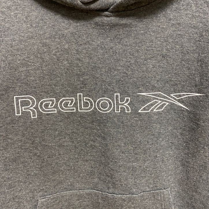 Reebok　リーボック　長袖ロゴプリントパーカー　スウェットプルオーバー　グレー　灰色　秋冬服　Mサイズ　古着