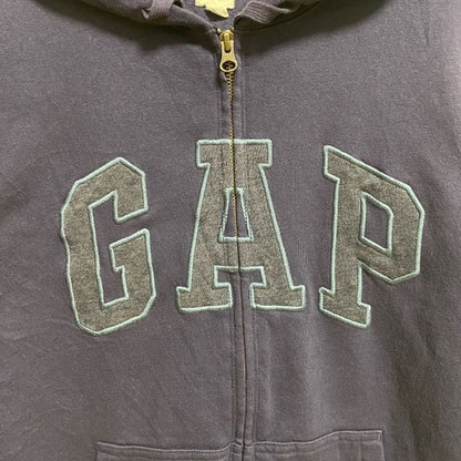 古着 used　GAP　ギャップ　長袖ジップアップワッペン刺繍パーカー　スウェット　プルオーバー　ネイビー　秋冬服　Mサイズ