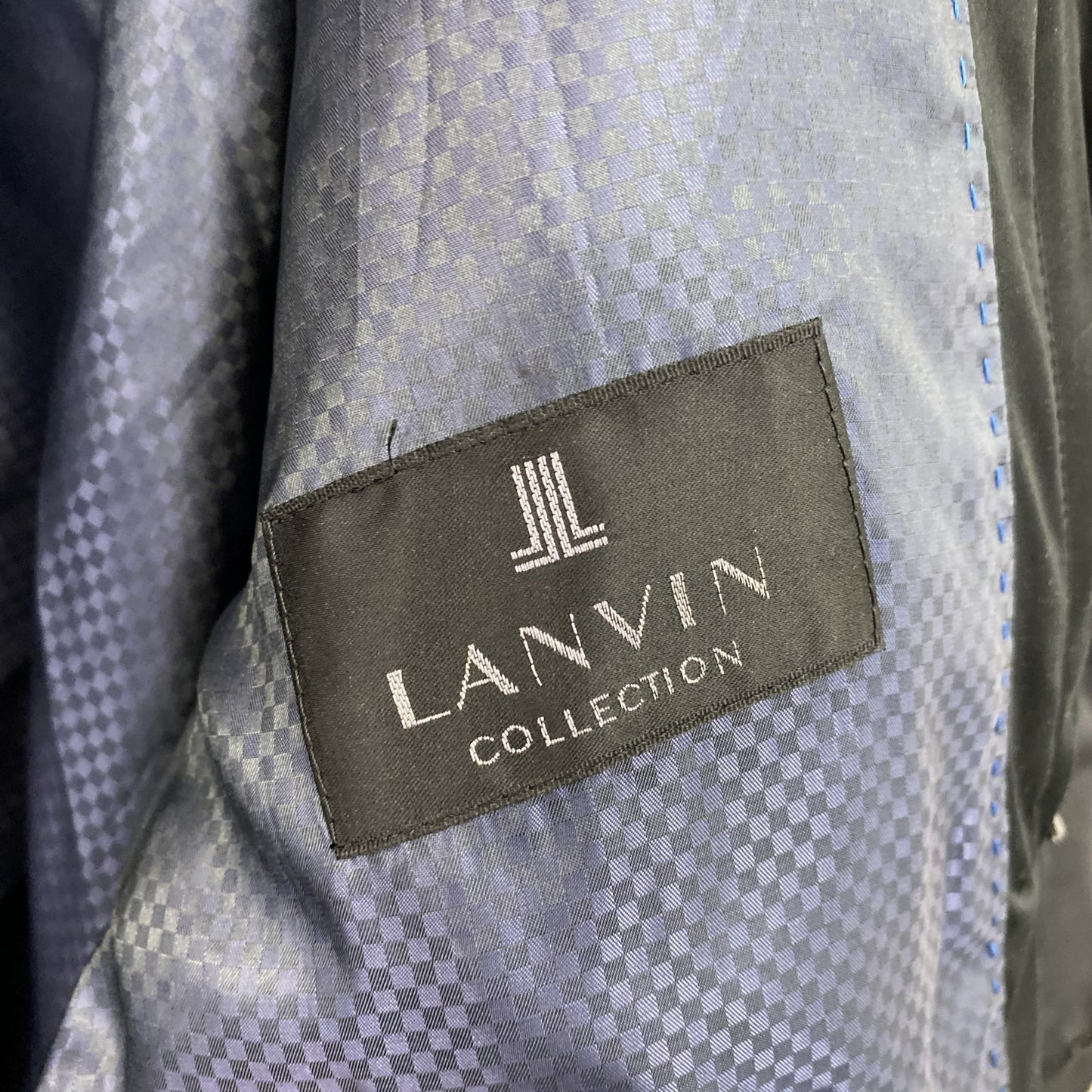 LANVIN　ランバン　テーラードダウンジャケット　ダウン90%　比翼仕立て　黒　ブラック　50サイズ