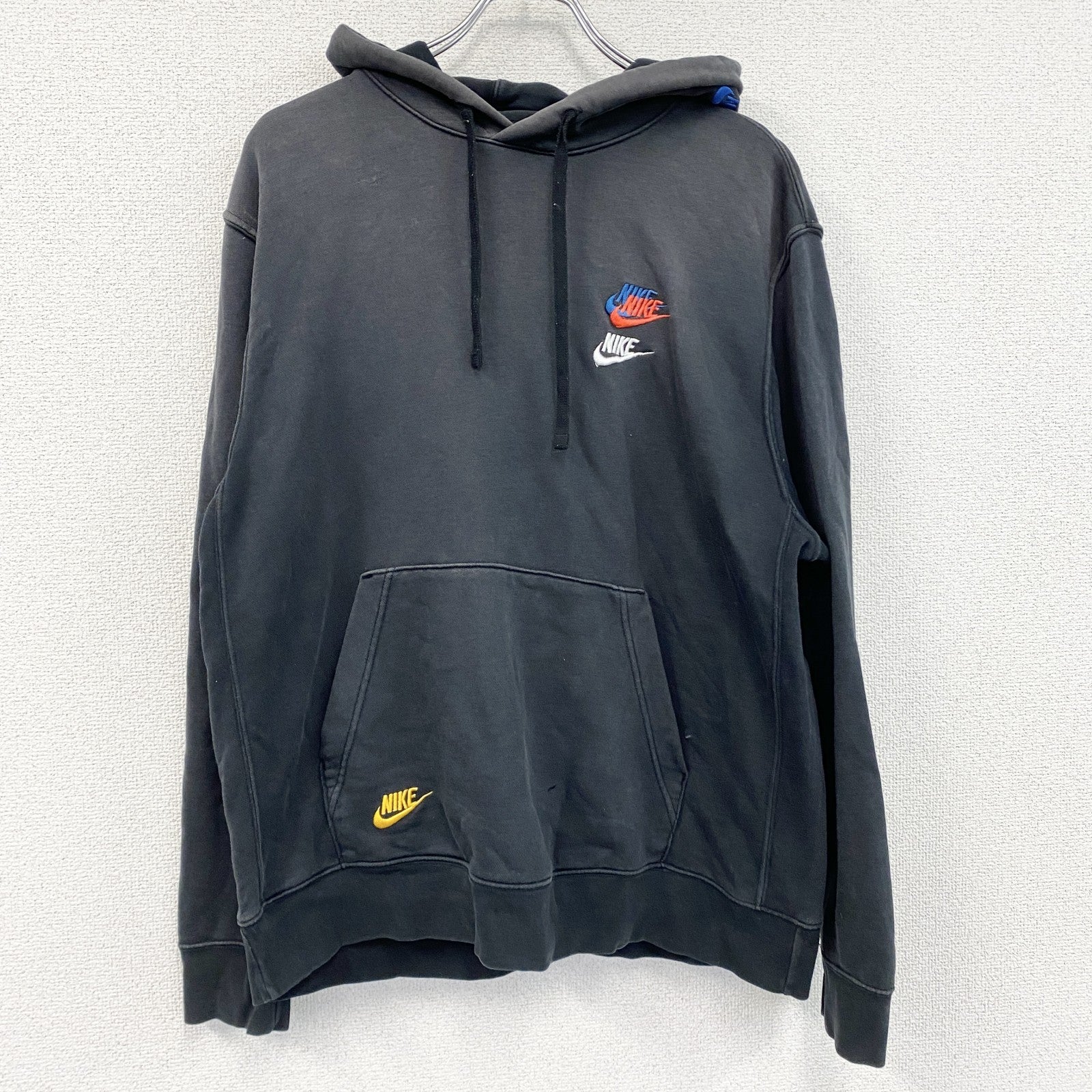 NIKE　ナイキ　スウェットパーカー/フーディー　スウッシュ　フェード　黒　ブラック　XLサイズ　古着