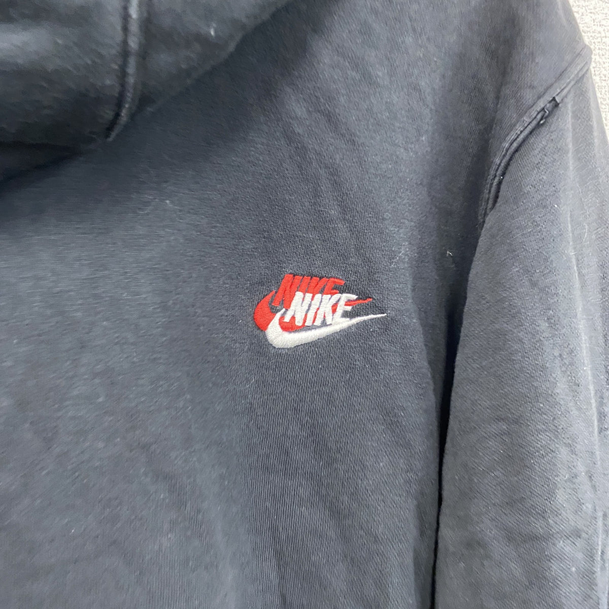 NIKE　ナイキ　スウェットパーカー/フーディー　スウッシュ　フェード　黒　ブラック　XLサイズ　古着
