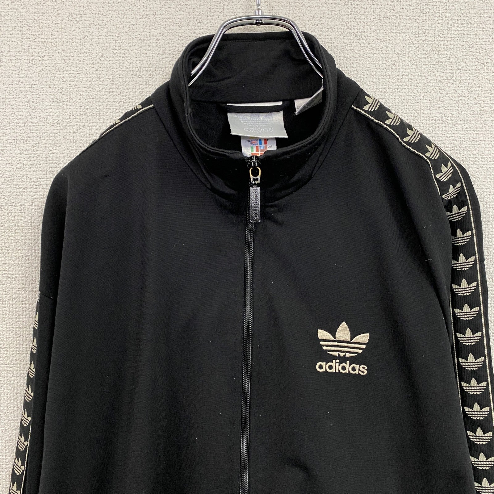 90s～　adidas　アディダス　トラックジャケット/ジャージ　トレフォイルロゴ　ヴィンテージ　黒　ブラック　Mサイズ　古着